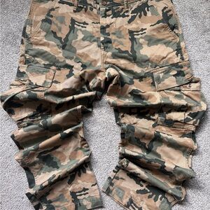 Levi's Camo Cargo pants-34x30